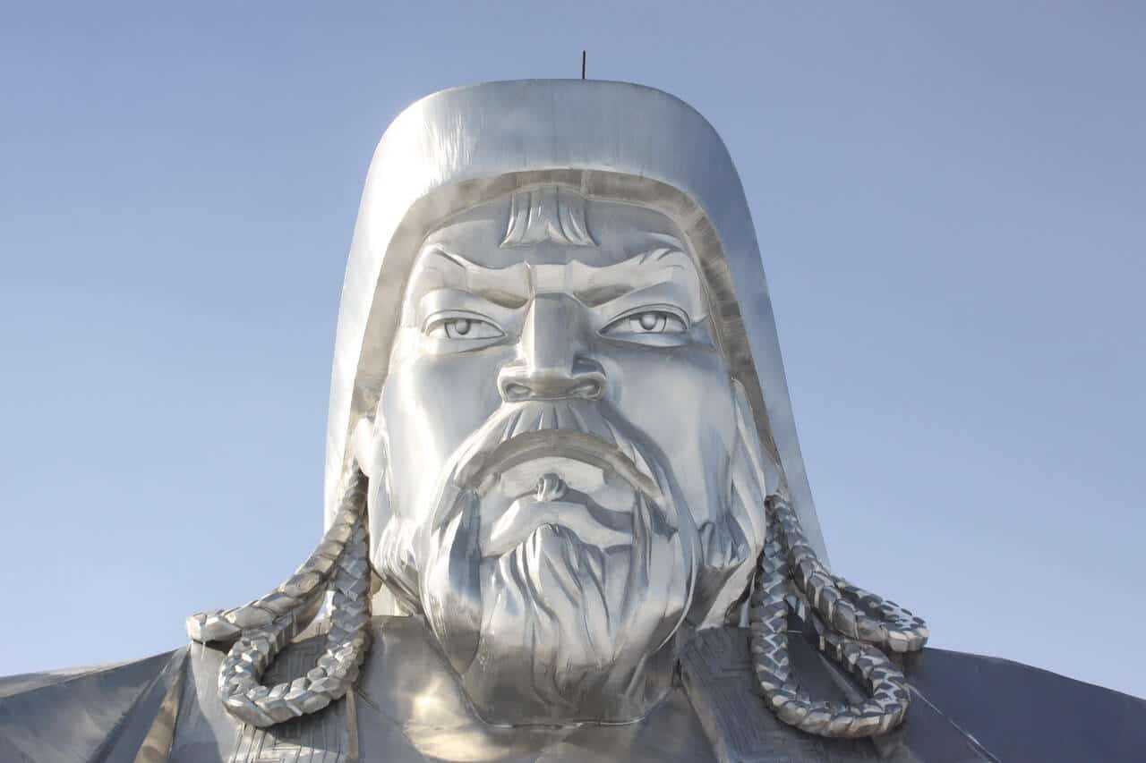 Genhgis Khan statue head
