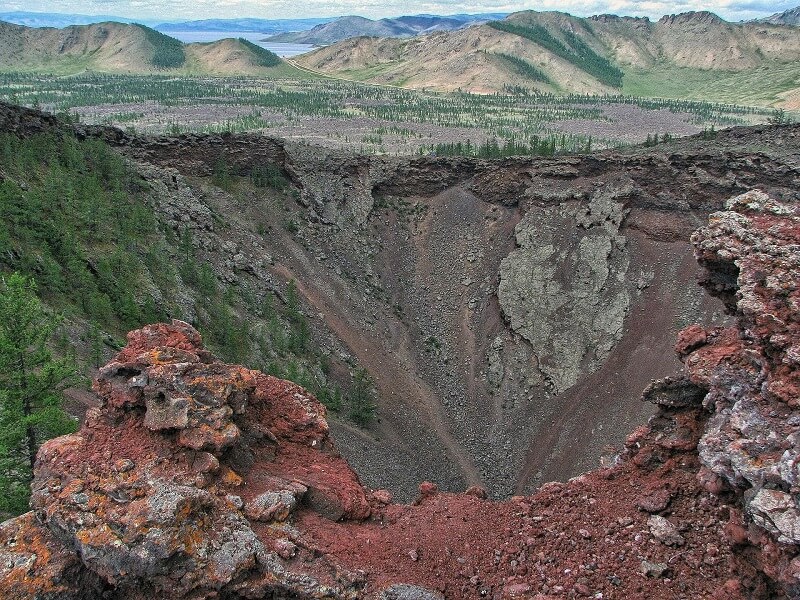 khorgo-volcano