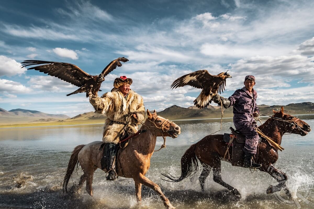 eagle hunters