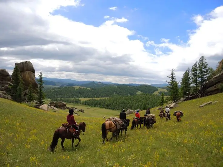 Discover Mongolia Hiking Trails for Your Next Adventure 15 Mongolian Culture and Trail Etiquette